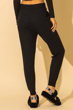 Load image into Gallery viewer, Go-Getter Joggers Black