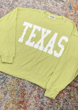 Load image into Gallery viewer, Texas Corded Pullover Lime
